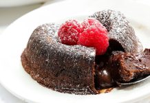 6)Σήμερα φτιάχνουμε σουφλέ σοκολάτας!