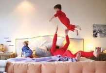 Mπαμπά κάνουμε τραμπολίνο;