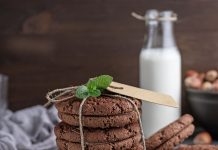 Σπιτικά μπισκότα με πραλίνα φουντουκιού