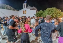 Δεν είναι καλοκαίρι αν δεν πας σε πανηγύρι!