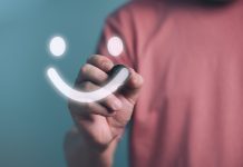 Να είσαι εσύ το “πλεόνασμα” σε έναν κόσμο γεμάτο ελλείψεις…