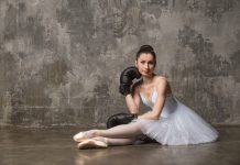 Ballet Boxing: Η νέα υβριδική τάση που συνδυάζει μπαλέτο και πυγμαχία