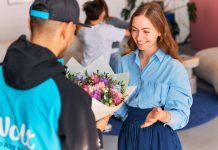 Έρευνα Wolt: Πώς αλλάζει το τοπίο της προσφοράς δώρων στην Ελλάδα