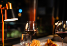 Η μαγεία των Χριστουγέννων μέσα από τη γαστρονομική υπογραφή του Papagalos