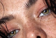 Αντίο φίλτρα, καλώς ήρθες ζωή: Γιατί το 2026 είναι η χρονιά της «Ακατέργαστης» Ομορφιάς.