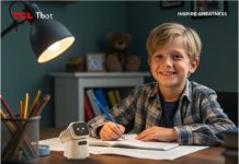 Η TCL παρουσιάζει το Tbot, έναν AI επιτραπέζιο «σύντροφο» για τα παιδιά
