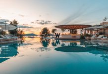 Το W Costa Navarino επιστρέφει στις 2 Απριλίου με ηχηρές συνέργειες και δυναμικό πρόγραμμα εμπειριών