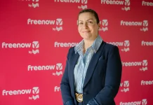 Freenow by Lyft: Η ιστορία της Χριστίνας από τη Χερσόνησο που «σπάει» τα στερεότυπα στον κλάδο του ταξί