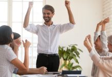 Emotional Contagion: Πώς τα συναισθήματα μεταδίδονται χωρίς να το καταλαβαίνεις