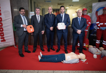 Με αυτόματους απινιδωτές εξοπλίζονται οι 66 σταθμοί του Μετρό της Αθήνας