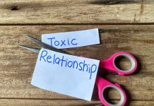 Η παγίδα της δεύτερης ευκαιρίας: Όταν η «συγγνώμη» γίνεται δούρειος ίππος