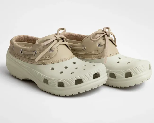 Crocs-Classic-Boat-Shoe-Deal-5x4-7