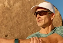 Η WHOOP μειώνει την τιμή του κορυφαίου fitness tracker της