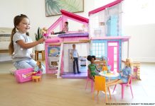 Παγκόσμια Ημέρα Παιχνιδιού: Νέα έρευνα αναδεικνύει τη δύναμη του παιχνιδιού με κούκλες