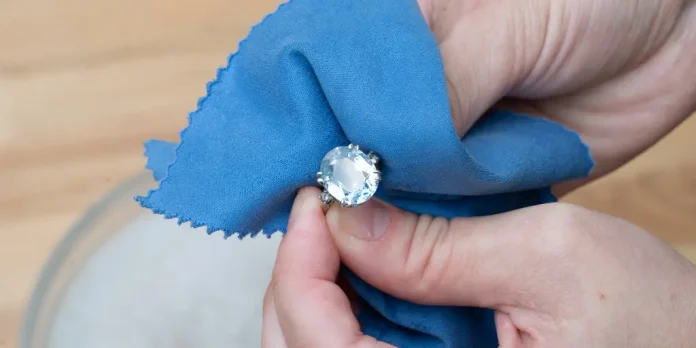 cleanjewelry-2048px-5162-2x1-1