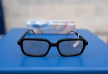 Τα Kois Optics γιορτάζουν τα 200 χρόνια της Ερμούπολης με το συλλεκτικό γυαλί «Ερμής»