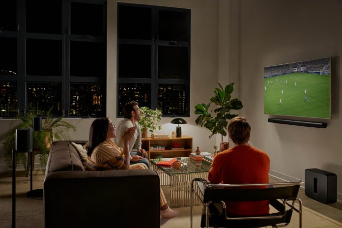 E714_627063_240502_Sonos_LassoAndLotus_LoftNight01_03610_Soccer_v01
