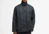 Η Barbour ξεχωρίζει με το tartan Ambleside Wax Jacket – τώρα με μειωμένη τιμή