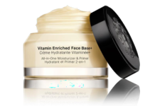 Η Bobbi Brown ανανεώνει το εμβληματικό Vitamin Enriched Face Base+ με ακόμη περισσότερη φροντίδα και 24ωρη απόδοση