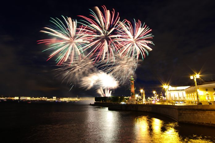 Fireworks,In,Saint,Petersburg,City,Center