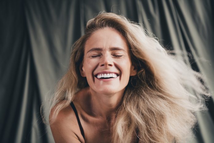 No,Filter,Studio,Photo,Of,Sweet,Excited,Woman,Wear,Lingerie