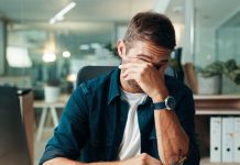 Έχεις FOBO; Το τεστ που δείχνει αν φοβάσαι ότι η τεχνολογία θα σε ξεπεράσει