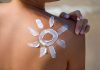 Tanmaxxing vs Skin Wellness: Η μάχη ανάμεσα στο τέλειο μαύρισμα και το υγιές δέρμα