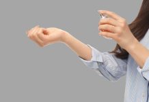 Perfume layering: Δημιούργησε το δικό σου άρωμα συνδυάζοντας διαφορετικές νότες