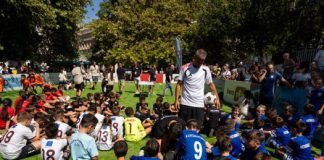ΠΣΑΠΠ: Η Πλατεία Συντάγματος έγινε ένα μεγάλο γήπεδο ποδοσφαίρου