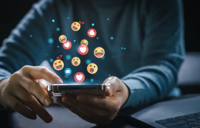 Concept,Of,Social,Media,Communication,And,Digital,Online,,People,Use