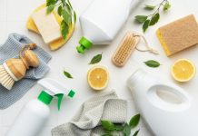 Όχι, δεν καθαρίζει καλύτερα επειδή έβαλες το μισό μπουκάλι!